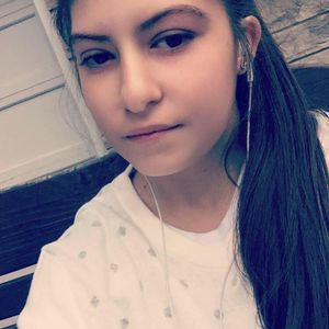 Meet your Posher, Julianna